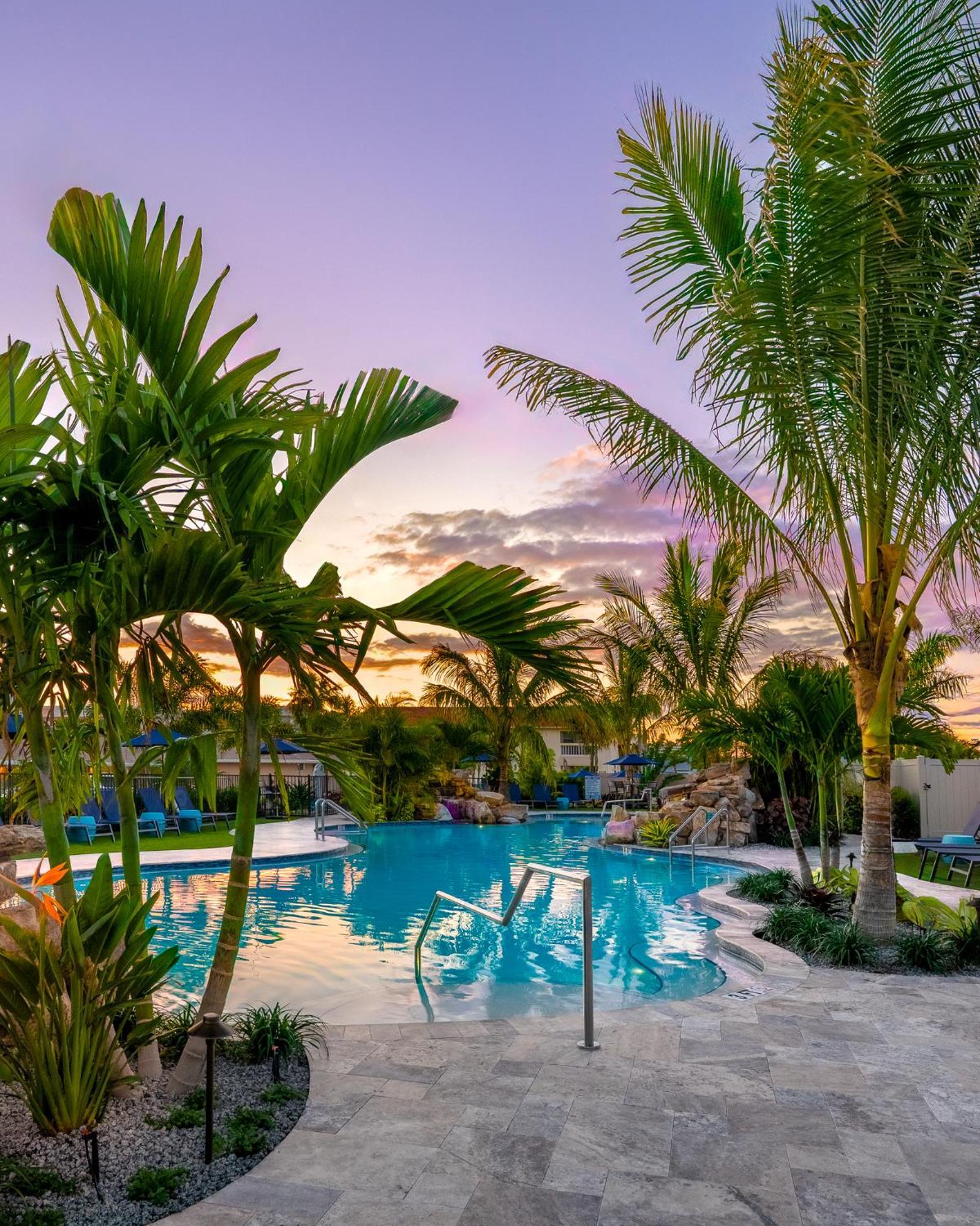 Tropical Beach Resorts - Sarasota Siesta Key Eksteriør billede